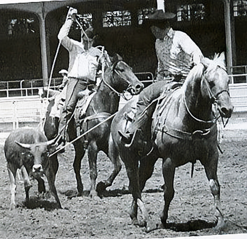 Leroy Webb riding Skip Tres with big Hugh Bennett on heels.